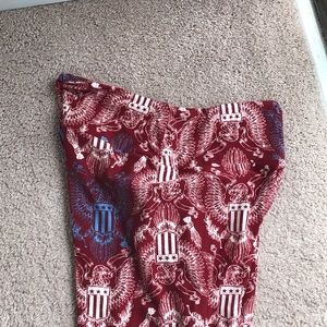 American Eagle Emblem Leggings